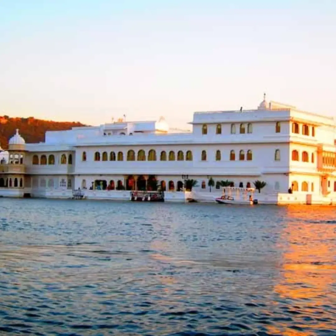 Best Places to Stay in Jaipur in Budget