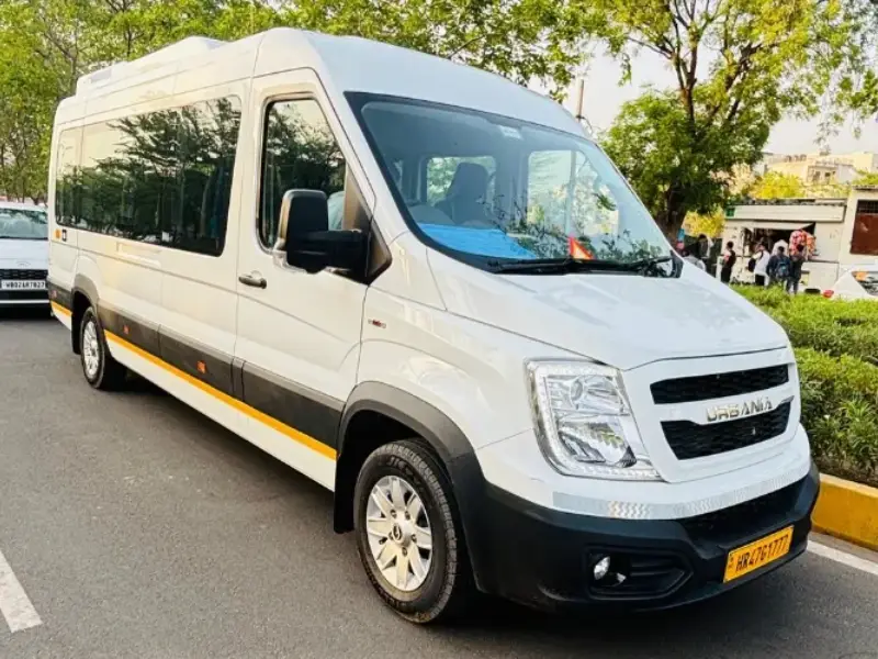 Jaipur to Amritsar by Force Urbania