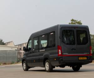 Jaipur To Mathura Vrindavan by Force Urbania