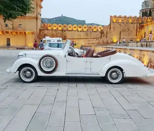 Vintage Car Rental in Jaipur