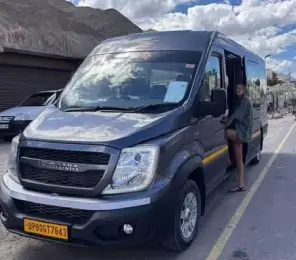 Jaipur to Alwar by Force Urbania