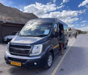 Jaipur to Shimla Manali by Force Urbania