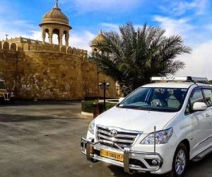 Jaipur to Mumbai by Force Urbania