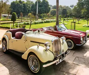 Vintage Car Rental in Pushkar