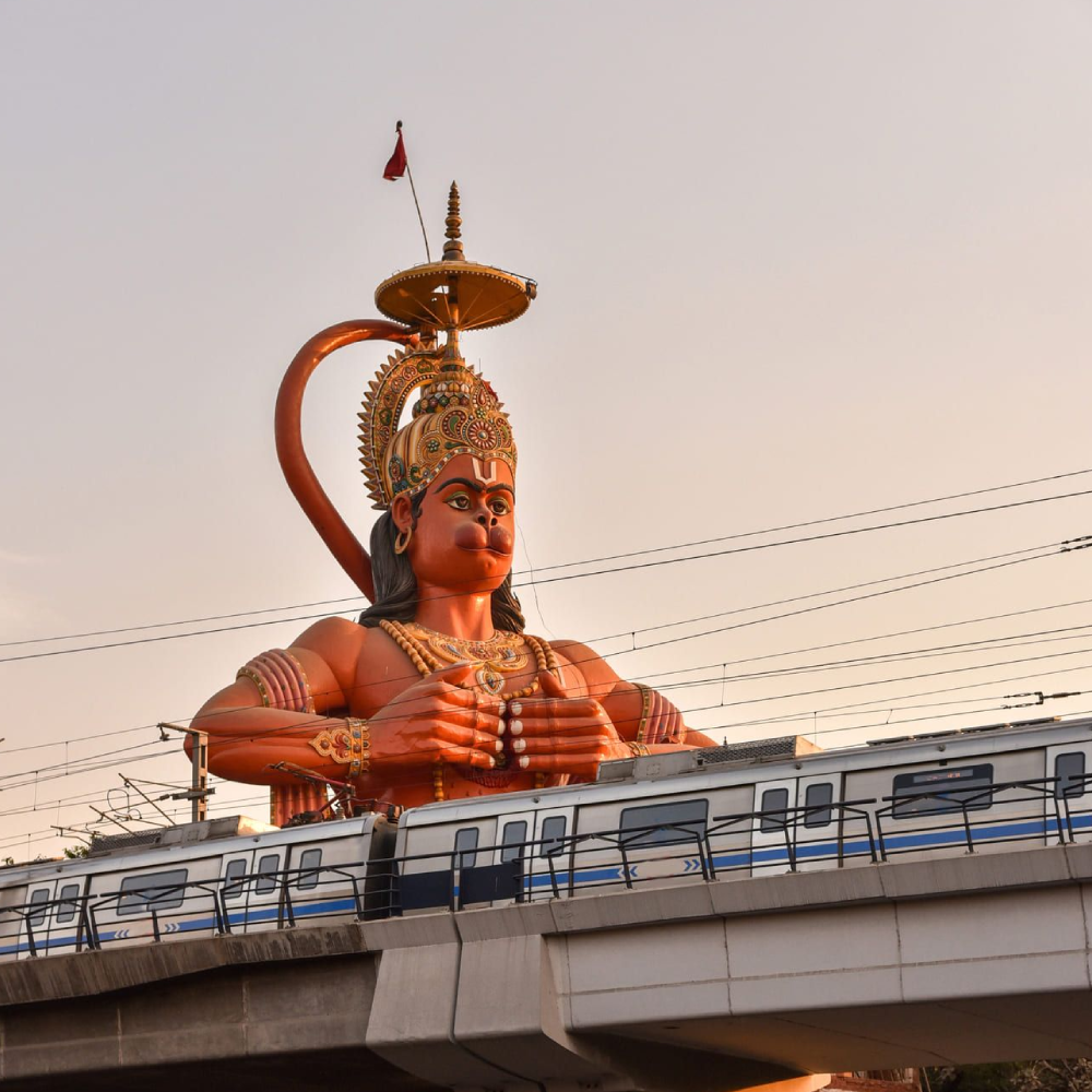 Jhandewalan-hanuman--delhi