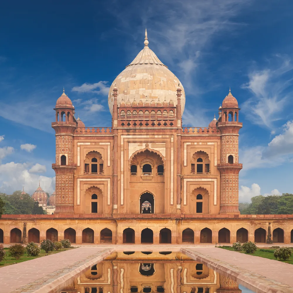 Lucknow (3) Lucknow (3)