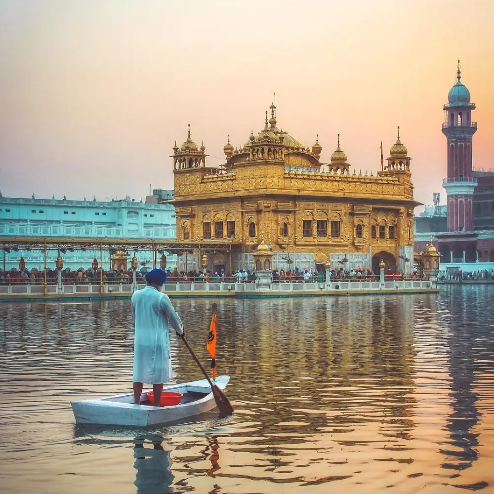 golden-triangle-tour-package-from-amritsar (2) golden-triangle-tour-package-from-amritsar (2)