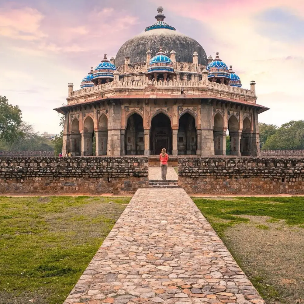 golden-triangle-tour-package-from-varanasi (4) golden-triangle-tour-package-from-varanasi (4)