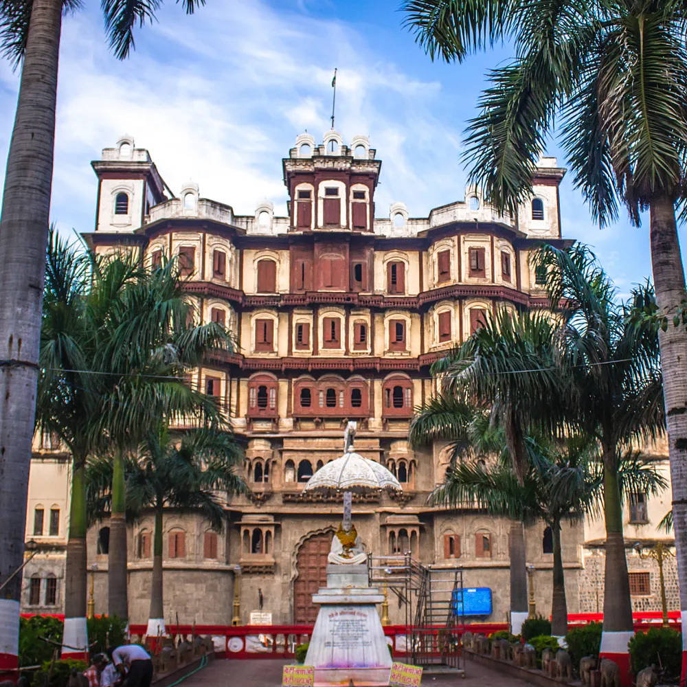 https___www.thepinkcityholidays.com_delhi-tour-package-from-indore