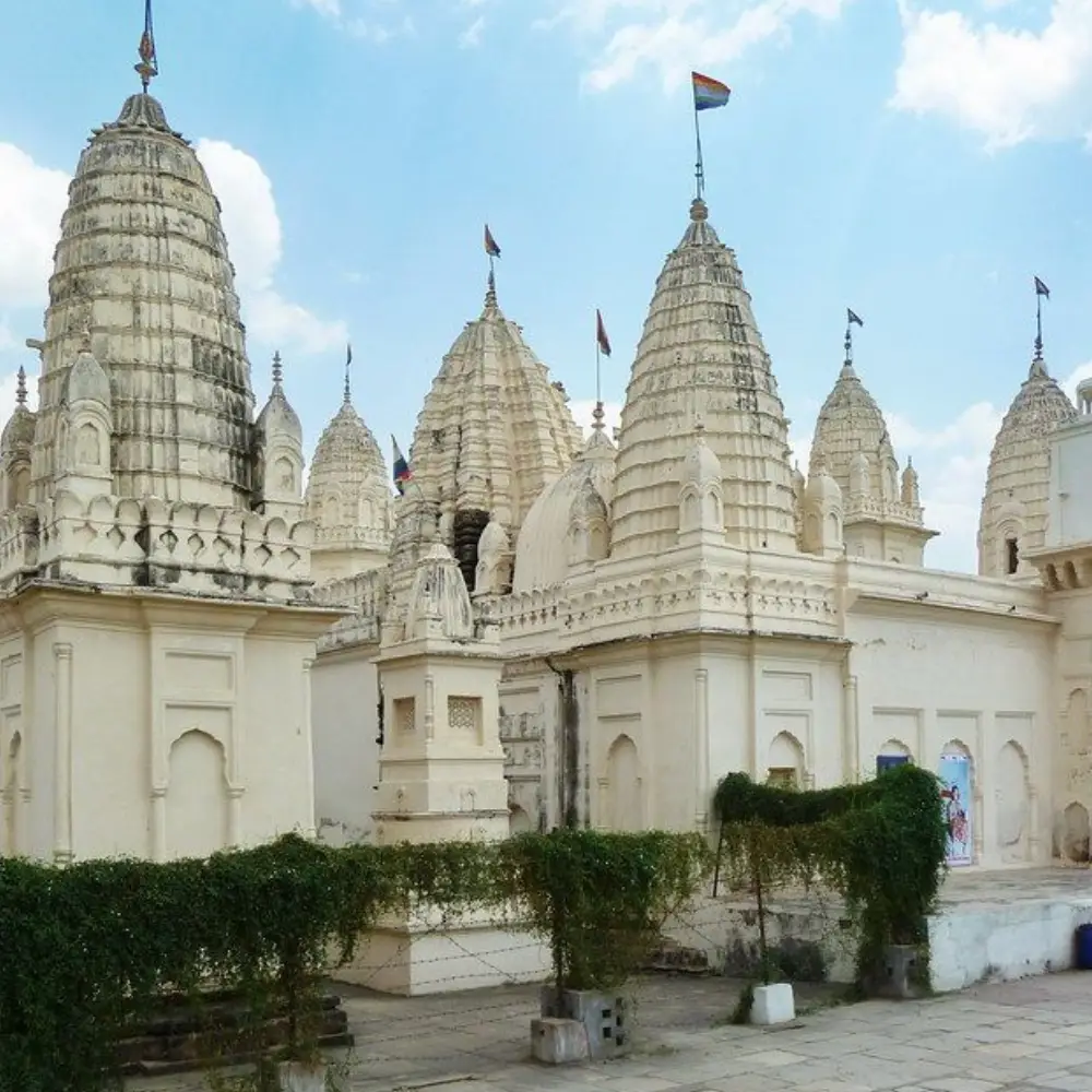 Private Golden Triangle Tour with Khajuraho and Varanasi Private Golden Triangle Tour with Khajuraho and Varanasi