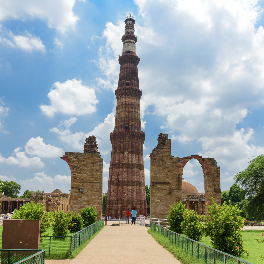 qutub-minar-delhi (1) qutub-minar-delhi (1)