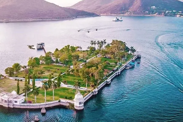 Hotels in Udaipur